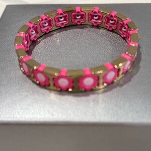 Pink and Gold Women's stretch bracelet with floral design